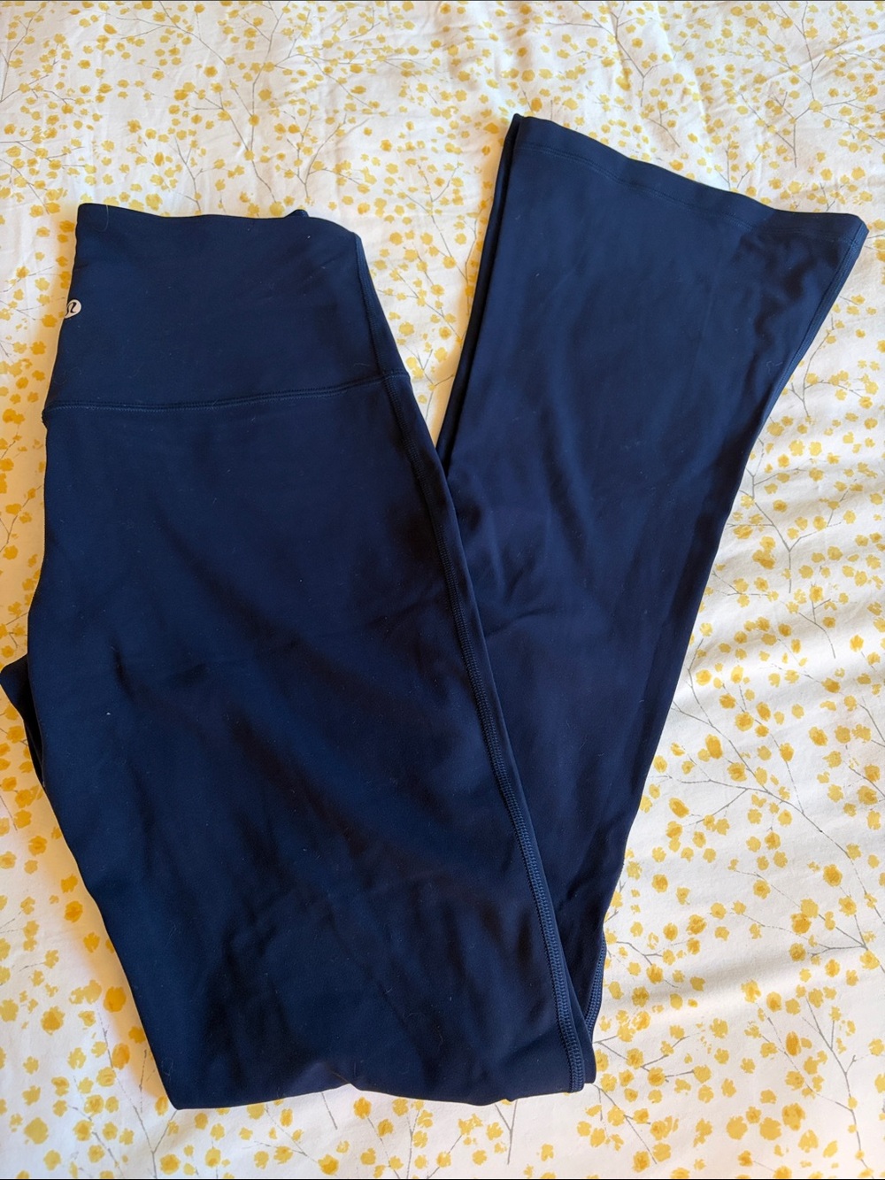 NWOT Lululemon Align High-Rise Boot Cut Leggings - Picture 2 of 6